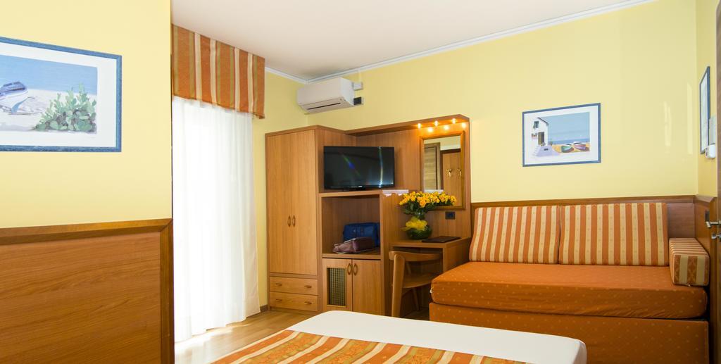 Hotel Al Prater Lignano Sabbiadoro Eksteriør billede
